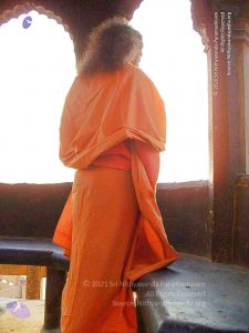 2006 Varanasi Yatra 627 CMP WM.jpg
