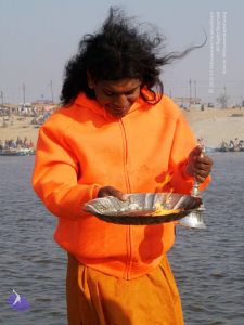 2006 Varanasi Yatra 930 CMP WM.jpg
