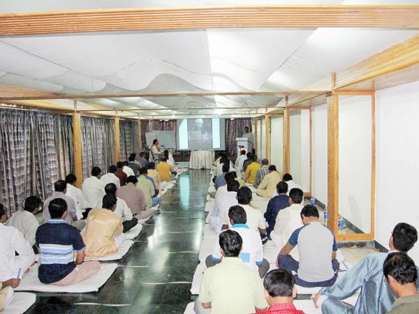 2006 businessdevelopmentworkshopHydAshram26Dec2006 003.jpg