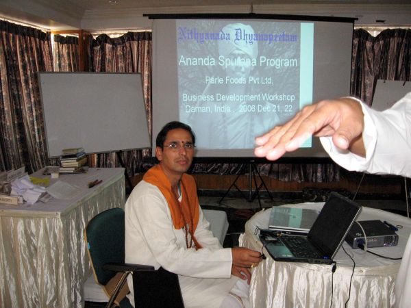 2006 businessdevelopmentworkshopHydAshram26Dec2006 031.jpg