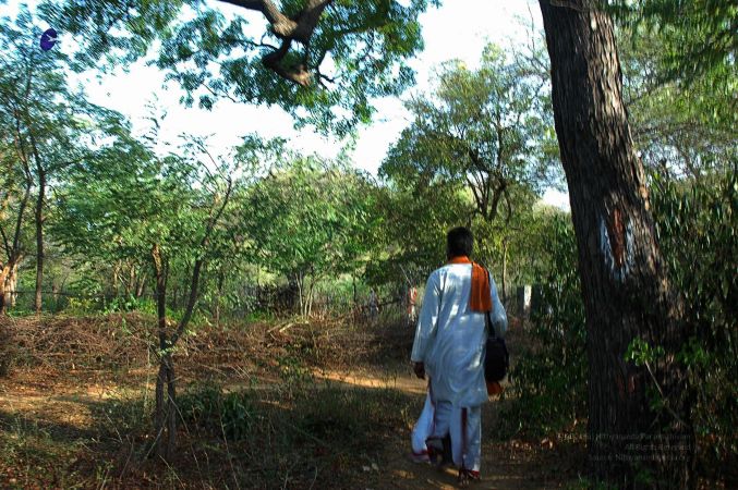 20070509 NUCourses Traditional Udal Kattumurthi 6715.jpg