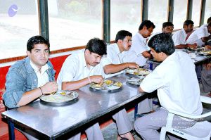 20070831 Photo 200 12pni5vVWjTGrHSyat3DvjehQHTj hjbh.jpg