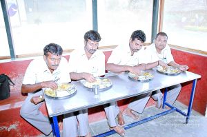 20070831 Photo 204 135w6TbdJ4a1yDAQfVMDMuTkGPUF6RMkH.jpg