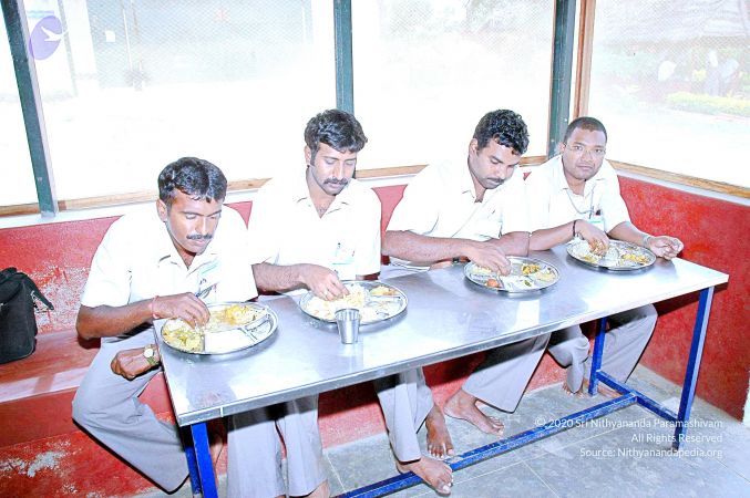 20070831 Photo 204 135w6TbdJ4a1yDAQfVMDMuTkGPUF6RMkH.jpg