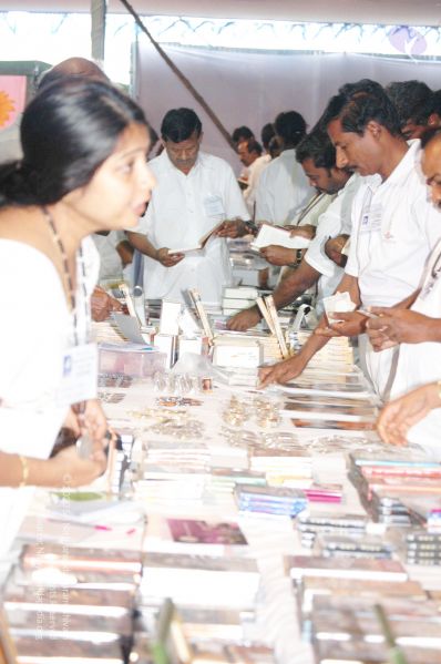 File:20071212 Photo 22 1qiRftWpxj4geVNXX3Io4zKz97yiZOWNB.jpg