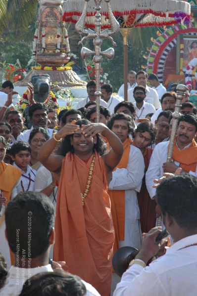 File:20071223 flaghoist 7623 CMP WM.jpg