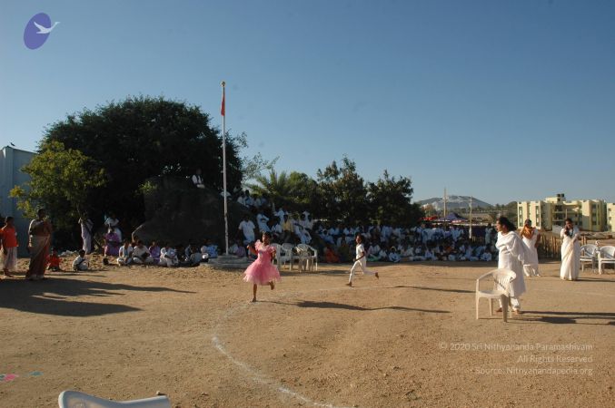 20071224 Photo 1993 12AjTTmmOFQrFcffvnUPdJxm9Avwc8TXd.JPG