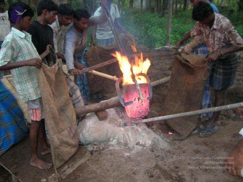File:2007 SacredArtsUniversity Photo 27 1hDE 1pEgl BJ8TsUlp65HqOEugF-p31Z.jpg