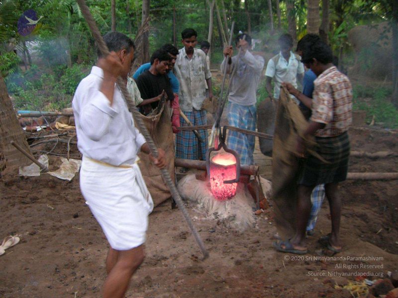 File:2007 SacredArtsUniversity Photo 28 1N0PrQVouqYQGX5lEMtasEyolvy0l2hhC.jpg