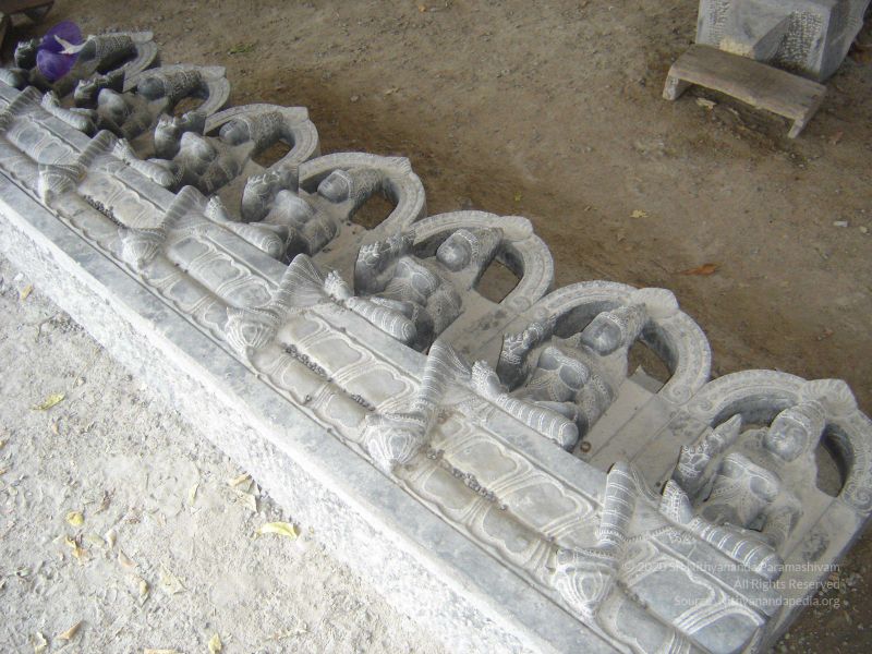 File:2007 SacredArtsUniversity Photo 48 1iS4dUUeIslThCk0z7Njs1Ulnxh3LUQwn.jpg