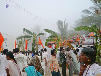 20080101 more-procession-temple 070292.jpg