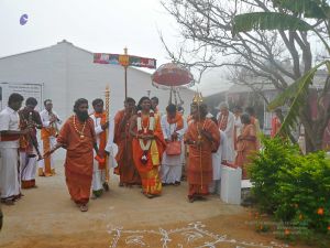 20080101 more-procession-temple 070355.jpg
