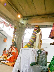 20080101 more-procession-temple 070505.jpg