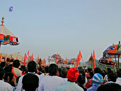 20080101 more procession 070142.jpg