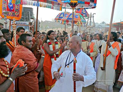 20080101 more procession 070183.jpg