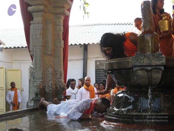 20080117 purnabhishekam 2066 CMP WM.jpg