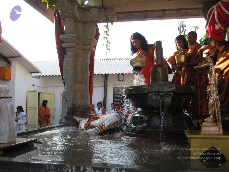 File:20080117 purnabhishekam 2099 CMP WM.jpg