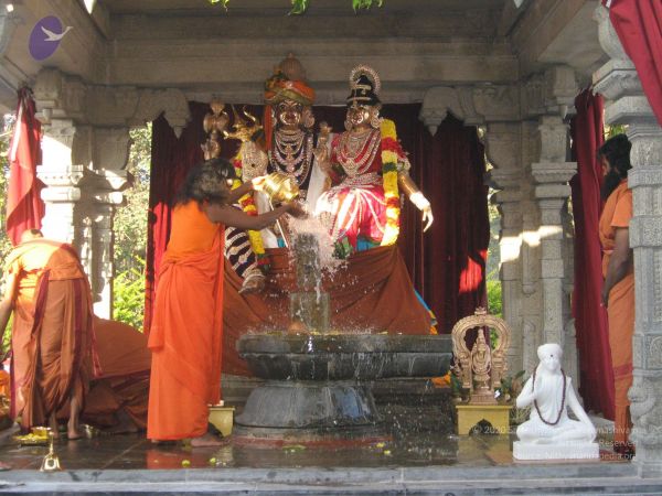 20080117 purnabhishekam 3929 CMP WM.jpg