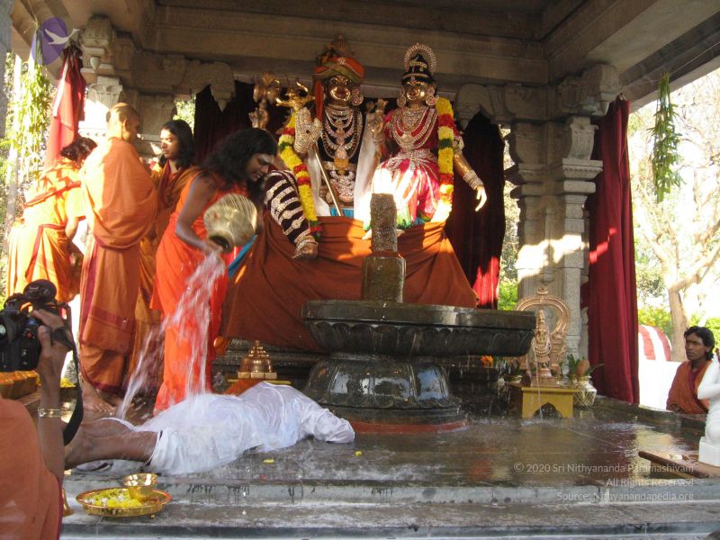 File:20080117 purnabhishekam 3945 CMP WM.jpg