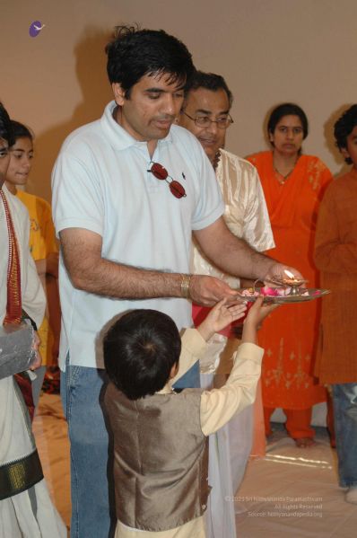 File:20080503 HomeDarshan 0546.jpg