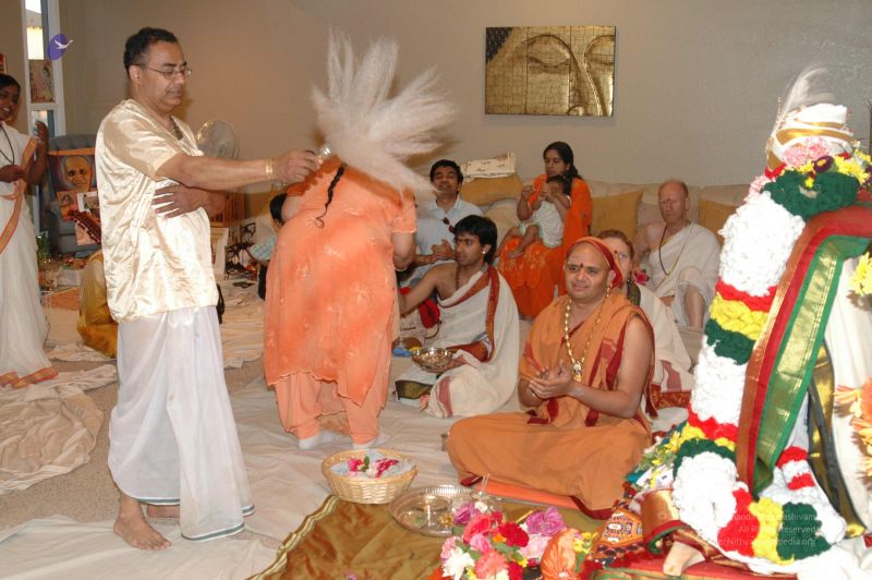 File:20080503 HomeDarshan 0636.jpg