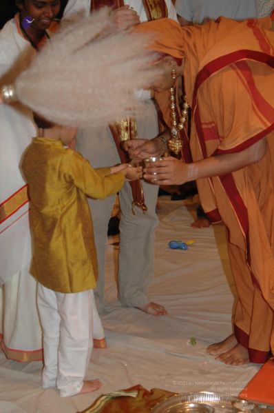 File:20080503 HomeDarshan 0684.jpg