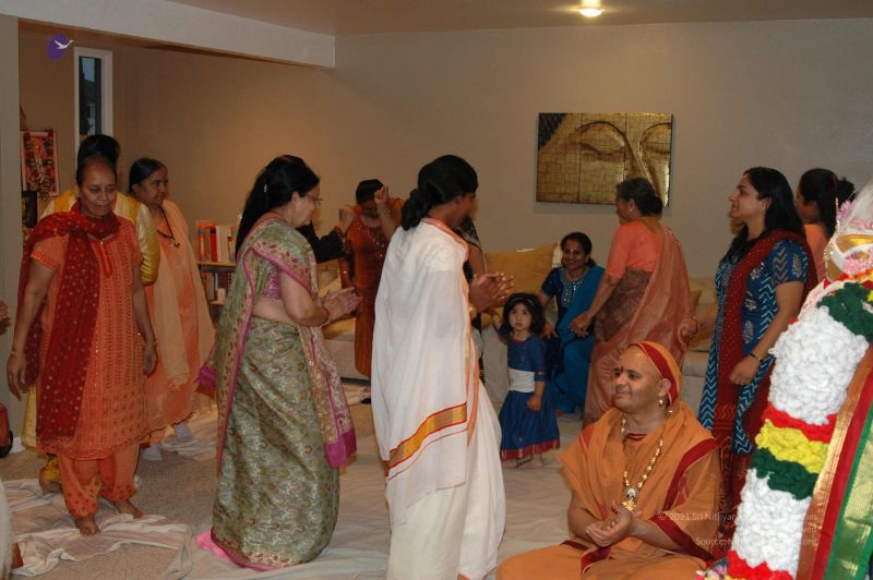 File:20080503 HomeDarshan 0691.jpg