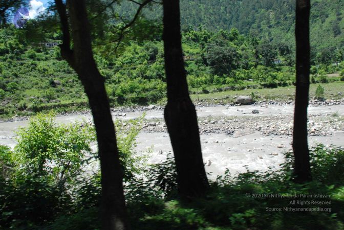 20080701 Photo 1995 1nUISlW2TBXEkgrsMrYAQEC7fXIDmvS3X.JPG