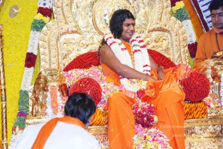 20080717 ashramitesblessings 0621 CMP WM.jpg