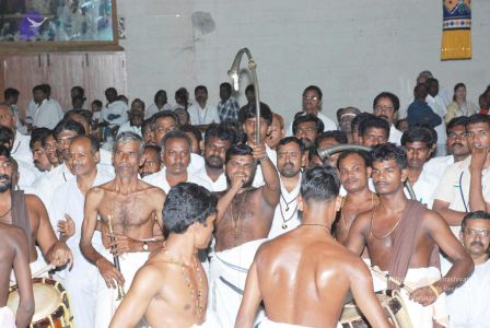 20080717 darshan 0108 CMP WM.jpg