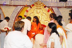 20080717 darshan 0747 CMP WM.jpg