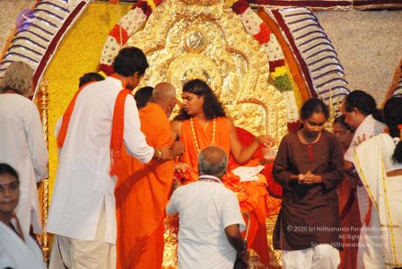 20080717 darshan 0798 CMP WM.jpg