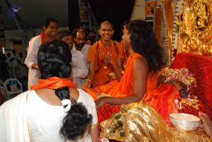 20080717 more darshan 0091 CMP WM.jpg