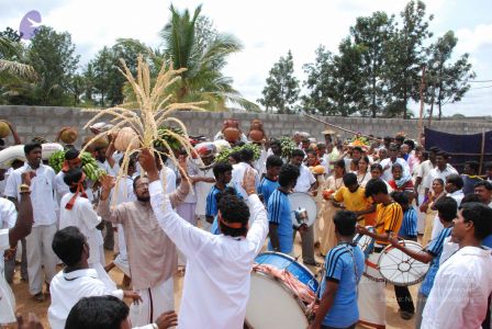 20080717 more darshan 0188 CMP WM.jpg