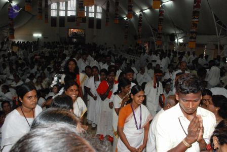 20080717 more darshan 0283 CMP WM.jpg