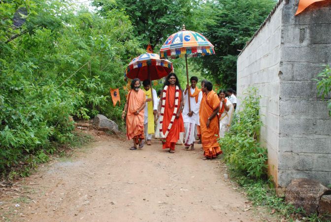 20080727 Photo 1979 1IOG2Rjn-Hound9KNMl70sGIaNHzISsHS.JPG