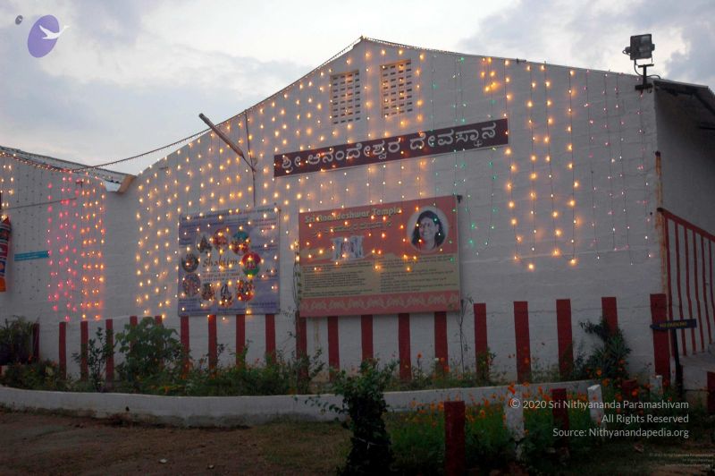 File:20081001DSC 9432 CMP WM00100.jpg