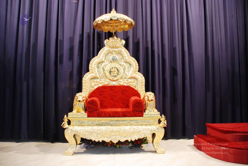 File:20081120 throne 0912.jpg