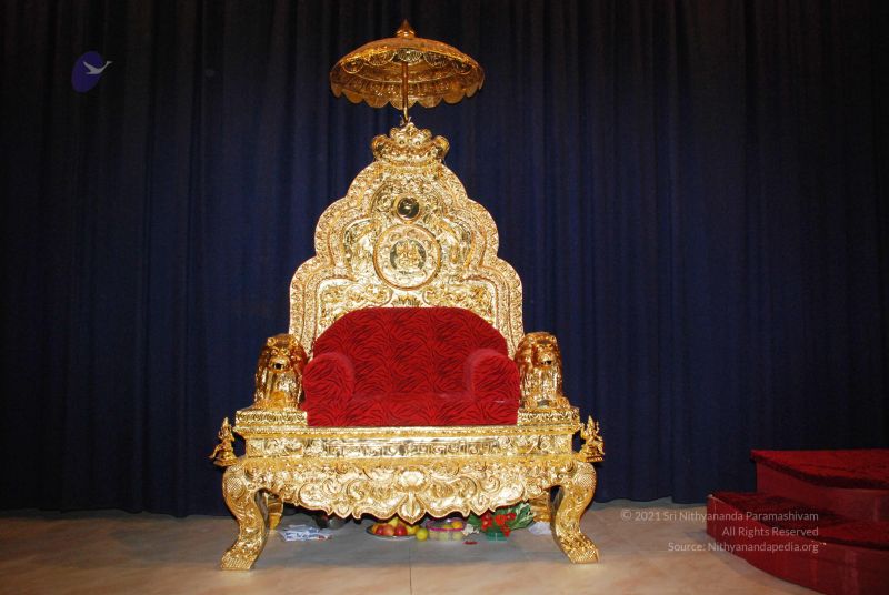 File:20081120 throne 0922.jpg
