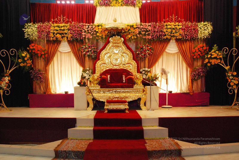 File:20081120 throne 1004.jpg