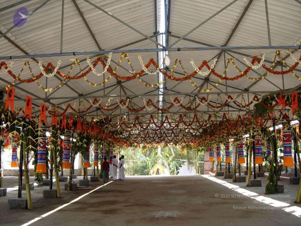 2008 Gurukul Photo 123 19ZZa5k-Viv-wdCoyXVYaXIlVM-WQZUDl.jpg