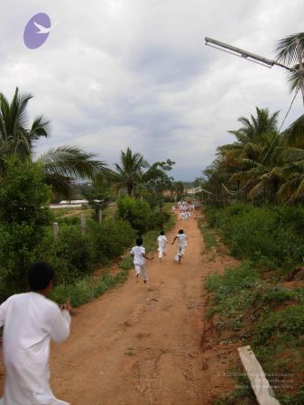 2008 Gurukul Photo 154 16DBekoBujdvL3mjx bP 6V2xcPc5sqD-.jpg