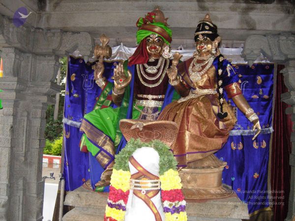 2008 Gurukul Photo 194 13lQ42EOCfvTpRD7Iwi5L GTyik96E5jD.jpg