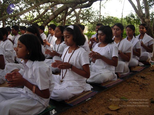 2008 Gurukul Photo 306 1ajeJxmJOcyKXQm2nKr-gACw PLlnDiXT.jpg