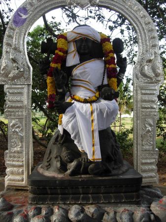 2008 Gurukul Photo 311 1u-XbHBt8-gZn83Bf32zUc2ad8szBtaYE.jpg