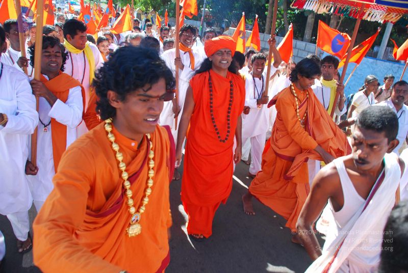 File:20090112 kodikannyatra 0607 CMP WM.jpg