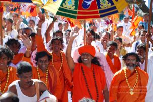 20090112 kodikannyatra 0639 CMP WM.jpg