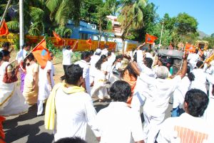 20090112 kodikannyatra 0820 CMP WM.jpg