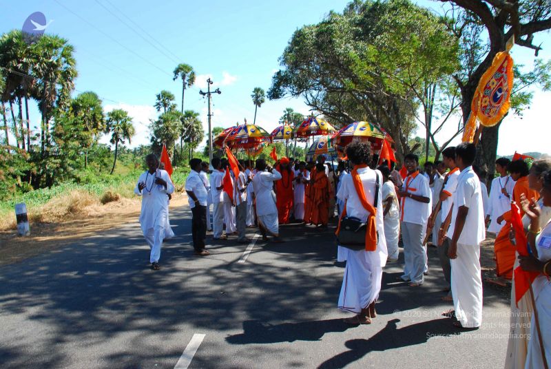 File:20090112 kodikannyatra 0911 CMP WM.jpg