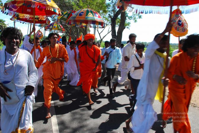 20090112 kodikannyatra 0915 CMP WM.jpg